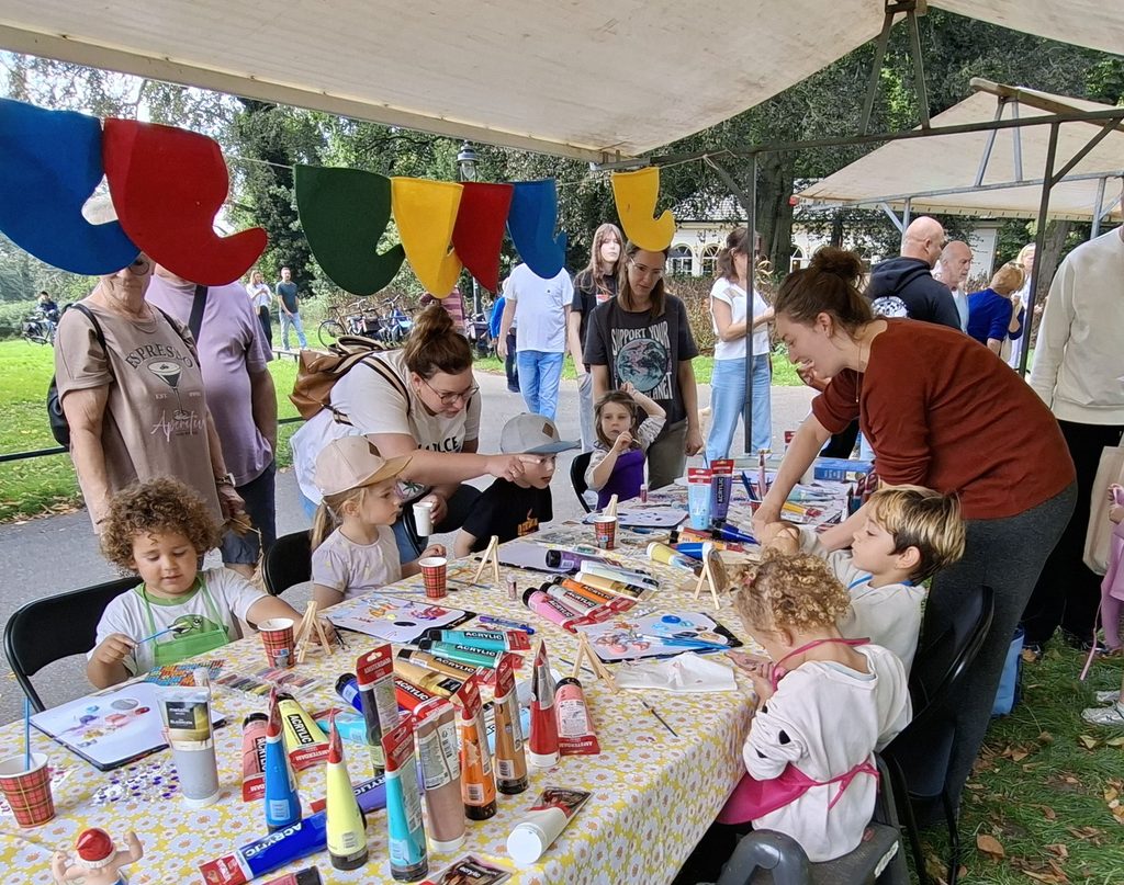 kunstmarkt kabouterdeurtje elfendeurtje sprookjes magie fantasie beleving kinderfeestje thuis creatief origineel knutselen schilderen kinderen